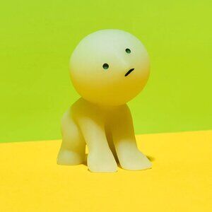 Smiski Lifting Figurine Living Series